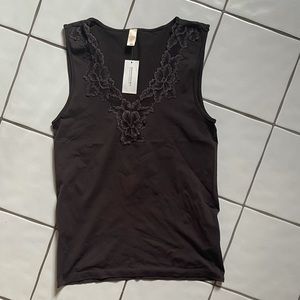 NWT Banana Republic Seamless V-Neck Tank Top